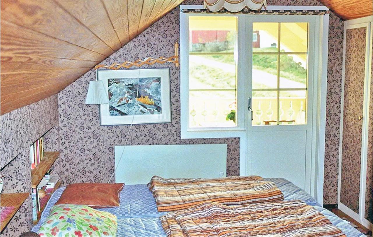 3 Bedroom Beautiful Home In Kristdala Malghult 外观 照片